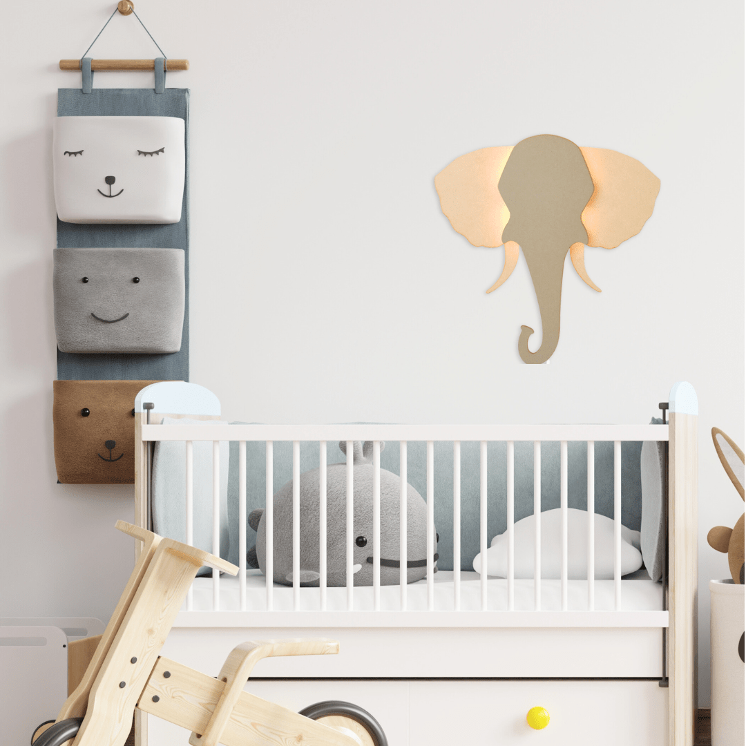 Olifant wandlamp - babykamer in de kleur van Van Tjalle en Jasper